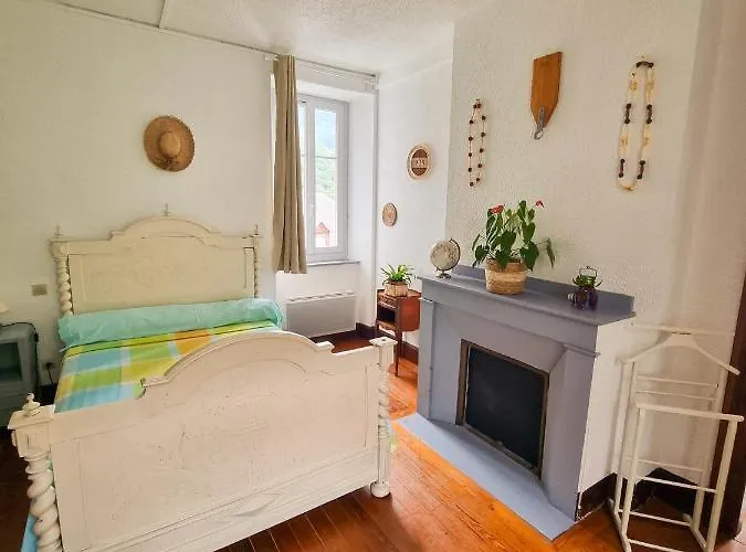 Du Crabere بيت ريفي *